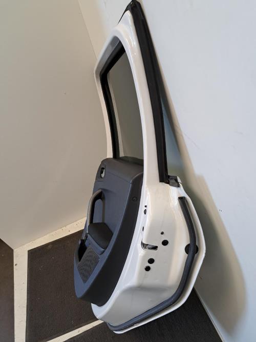 Image Porte arriere droit - PEUGEOT 2008 1