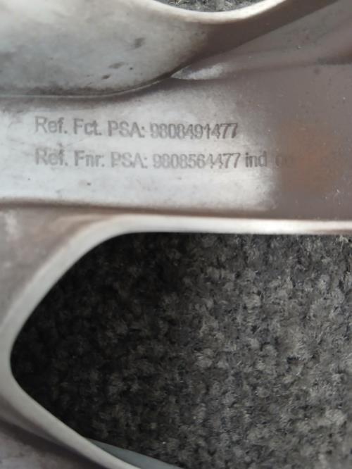 Image Enjoliveur - PEUGEOT 208 1