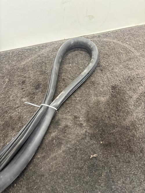 Image Joint de porte avant gauche - RENAULT CLIO 4