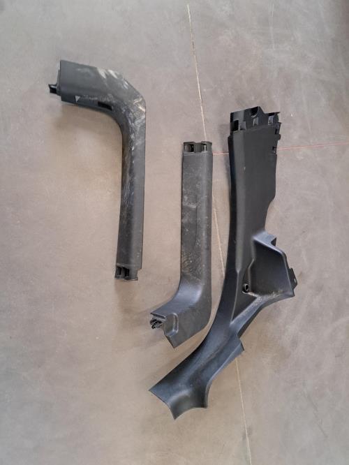 Image Interieur complet - PEUGEOT 208 1