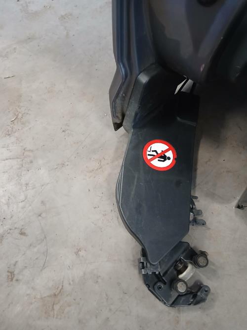 Image Porte arriere droit - FORD GRAND C-MAX 2