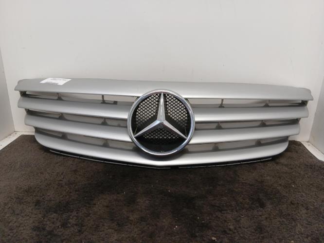 Image Calandre - MERCEDES CLASSE B 245