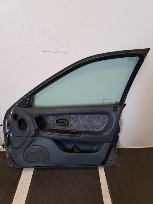 Image Porte avant droit - RENAULT LAGUNA 1
