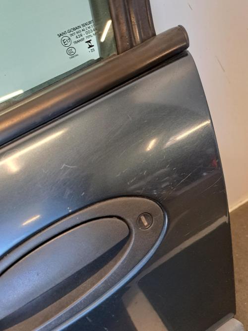 Image Porte avant gauche - RENAULT LAGUNA 1