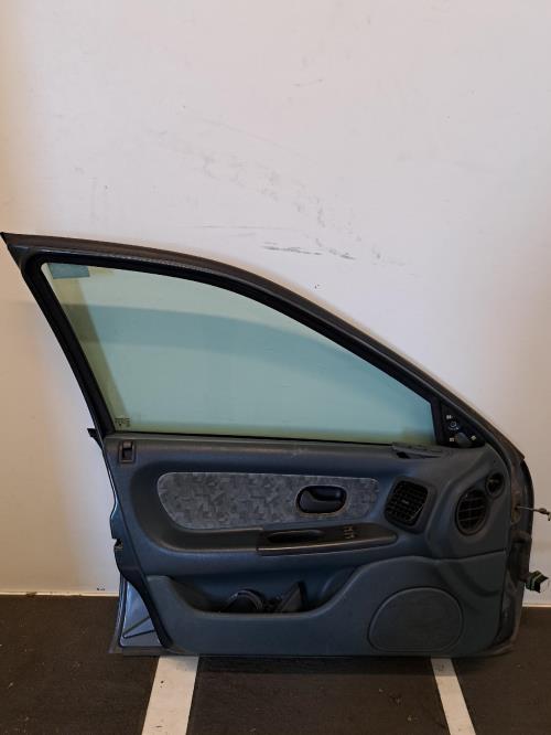 Image Porte avant gauche - RENAULT LAGUNA 1