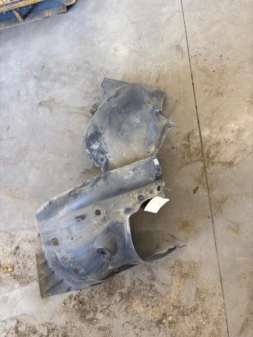 Image Pare boue avant gauche - RENAULT CLIO 3