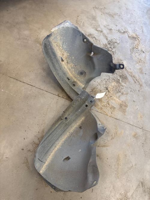 Image Pare boue avant gauche - RENAULT CLIO 3