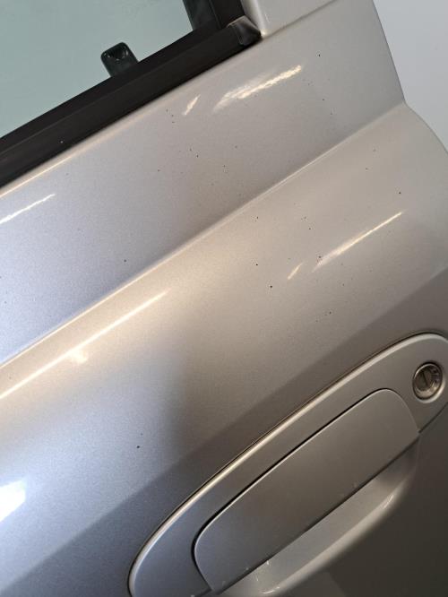 Image Porte avant gauche - TOYOTA YARIS 1