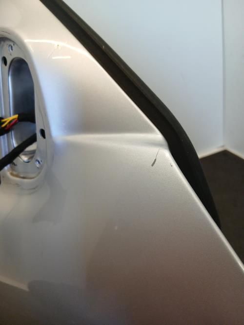 Image Porte avant droit - MERCEDES CLASSE E 210