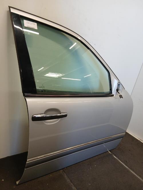 Image Porte avant droit - MERCEDES CLASSE E 210