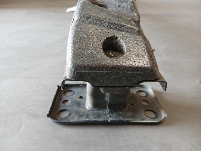 Image Renfort pare choc avant (traverse) - FORD KA 2