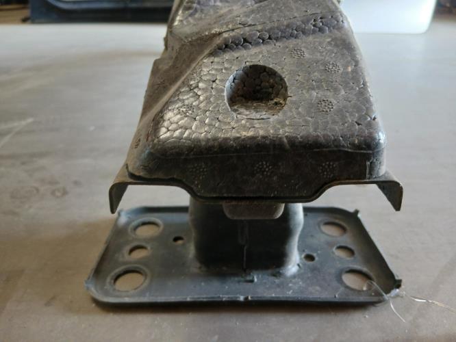Image Renfort pare choc avant (traverse) - FORD KA 2