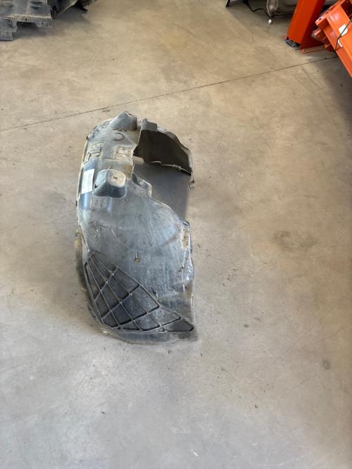 Image Pare boue avant droit - OPEL CORSA D