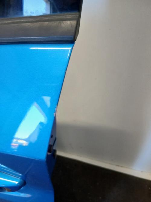 Image Porte avant gauche - PEUGEOT 208 2