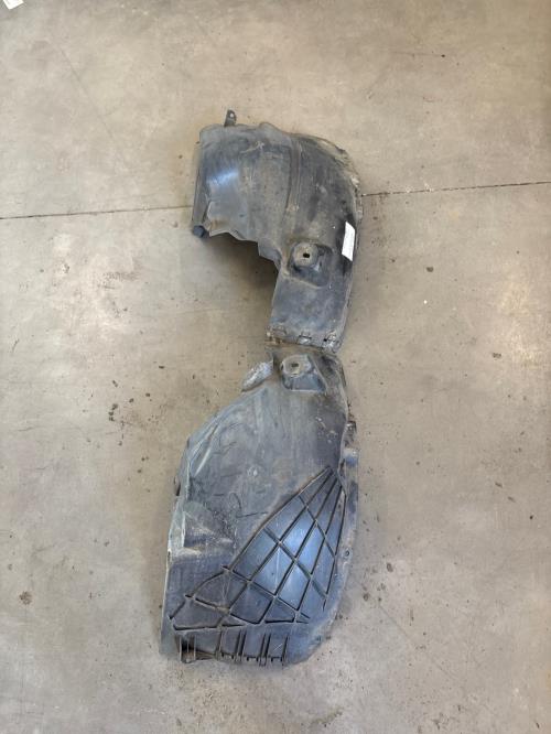 Image Pare boue avant gauche - OPEL CORSA E