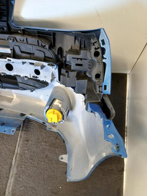 Image Pare choc avant - PEUGEOT 1007