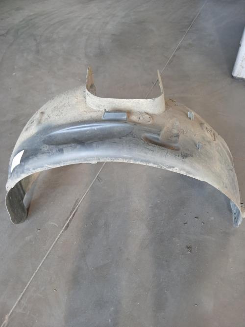 Image Pare boue avant gauche - CITROEN C4 2