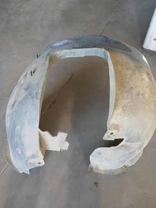 Image Pare boue avant gauche - CITROEN C4 2