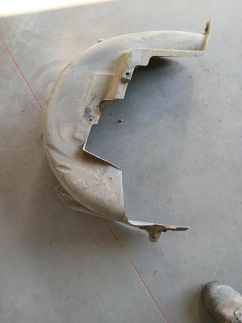 Image Pare boue arriere droit - PEUGEOT 3008 2