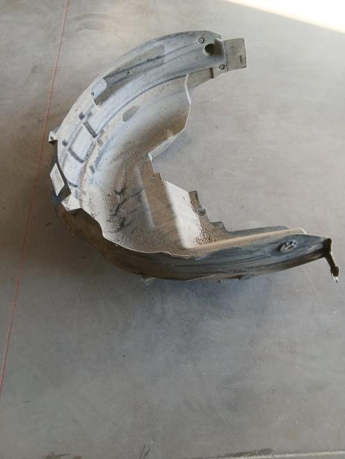Image Pare boue arriere droit - PEUGEOT 3008 2