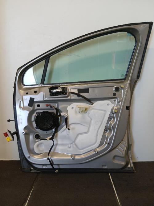 Image Porte avant droit - PEUGEOT 5008 1