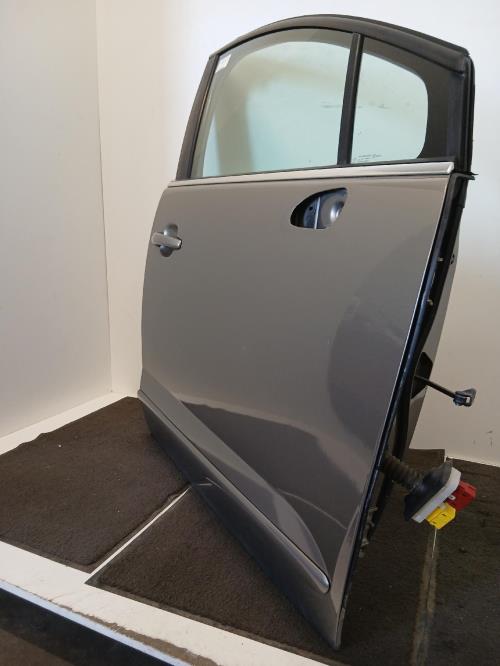 Image Porte avant droit - PEUGEOT 5008 1
