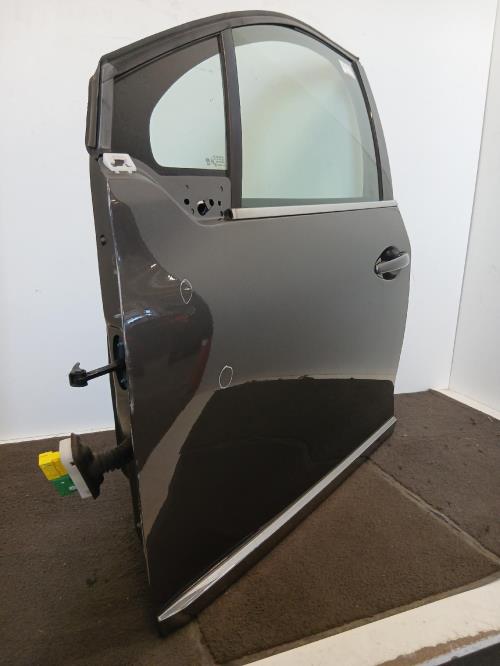 Image Porte avant gauche - PEUGEOT 2008 1