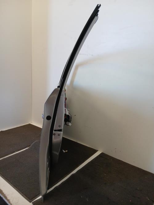 Image Porte avant gauche - TOYOTA PRIUS 3