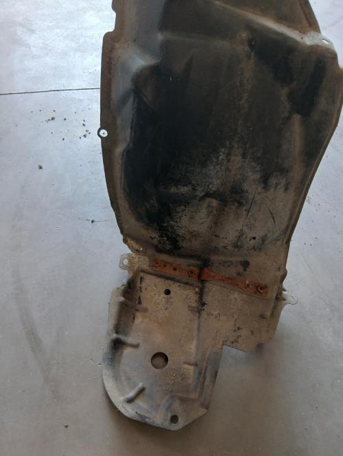 Image Pare boue avant droit - TOYOTA PRIUS 3