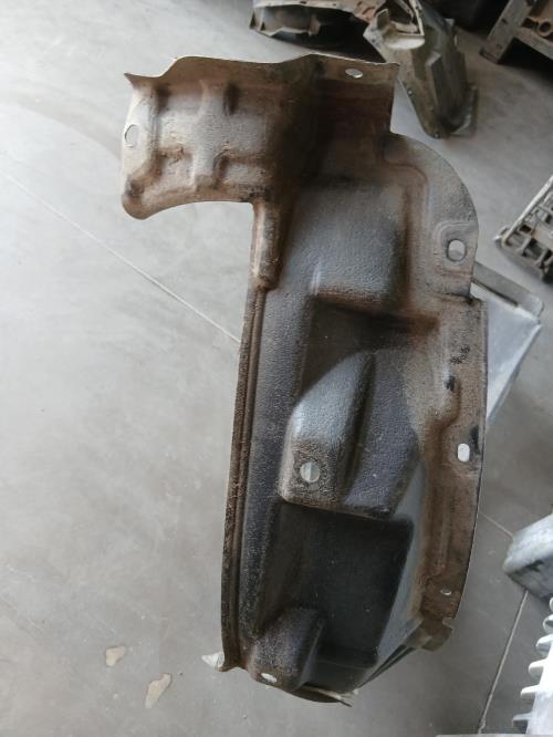 Image Pare boue avant gauche - TOYOTA PRIUS 3