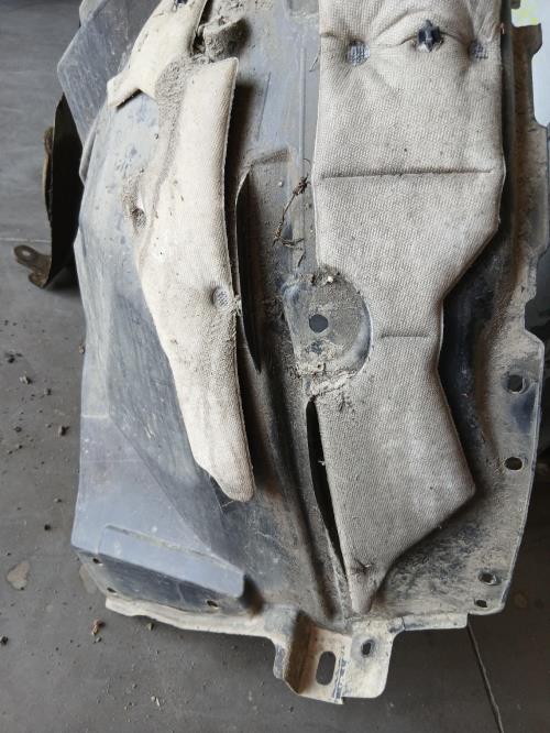 Image Pare boue avant droit - NISSAN QASHQAI 2