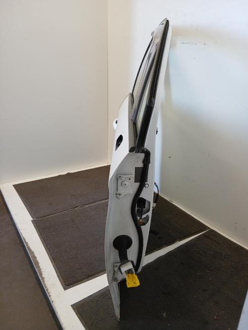 Image Porte avant droit - CITROEN C4 2