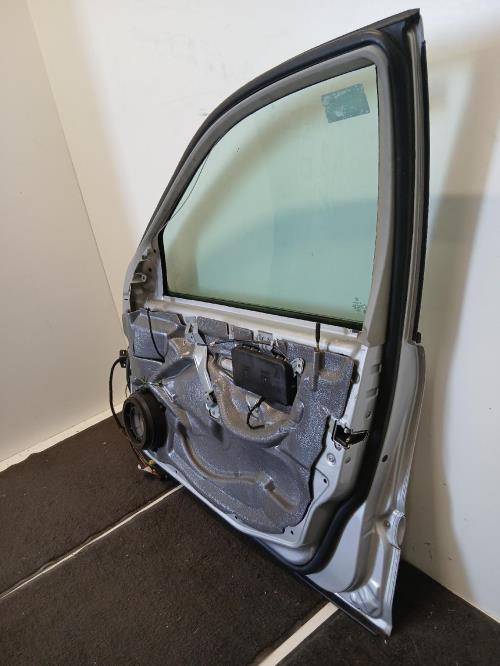Image Porte avant droit - MERCEDES CLASSE C 203