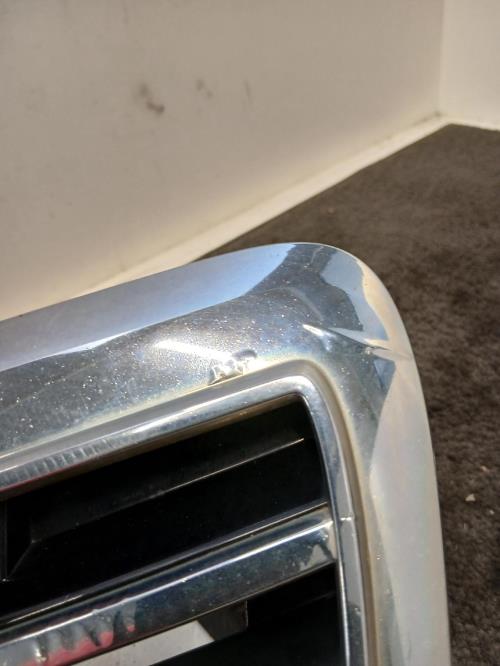 Image Calandre - MERCEDES CLASSE E 211