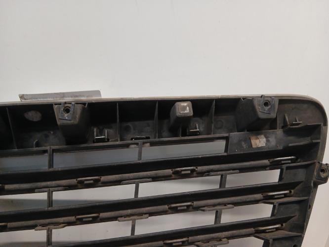 Image Calandre - MERCEDES CLASSE E 211