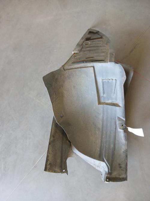Image Pare boue avant gauche - PEUGEOT 407