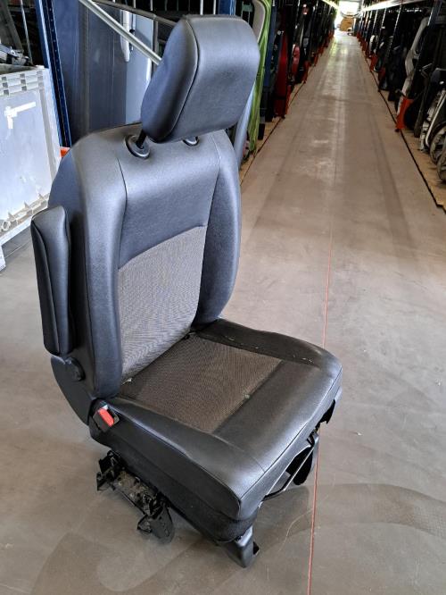 Image Siege avant gauche - CITROEN JUMPY 3 XS