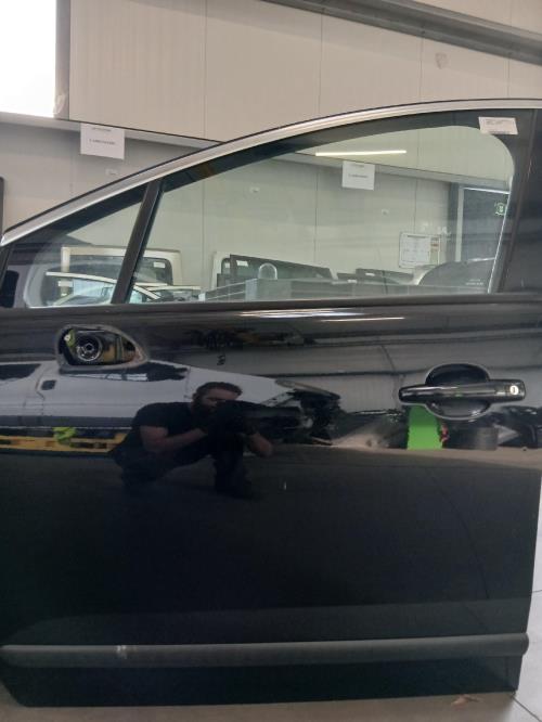 Image Porte avant gauche - PEUGEOT 3008 1