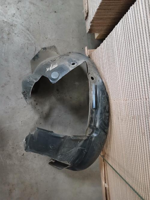 Image Pare boue avant droit - RENAULT TWINGO 2