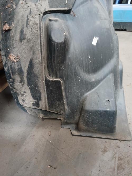 Image Pare boue avant gauche - RENAULT CLIO 4