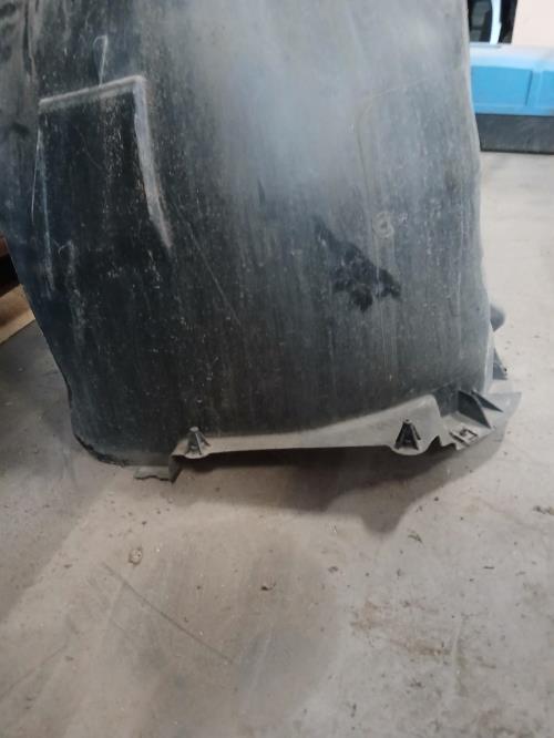 Image Pare boue avant droit - PEUGEOT 308 1