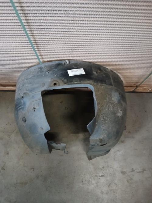 Image Pare boue avant gauche - PEUGEOT 3008 1