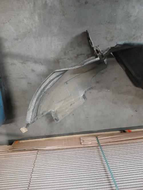 Image Pare boue avant droit - BMW SERIE 1 E87