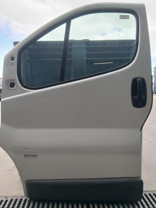 Image Porte avant gauche - OPEL VIVARO 1