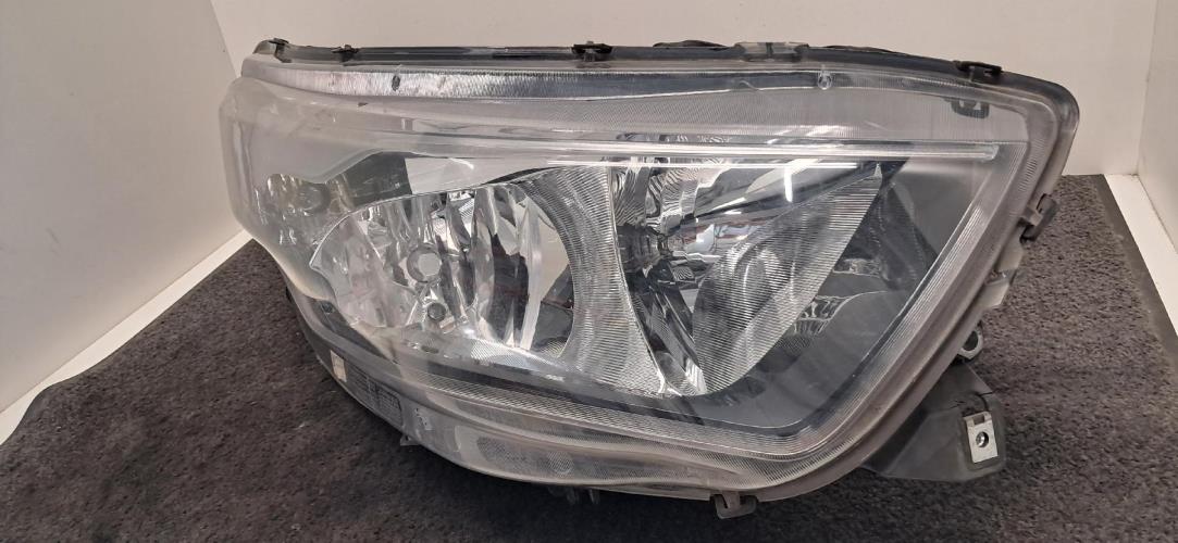 Image Optique avant principal droit (feux)(phare) - IVECO DAILY 6