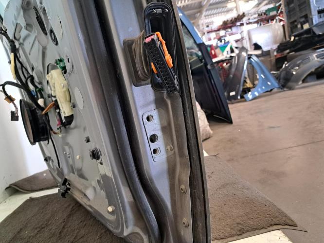 Image Porte avant gauche - VOLKSWAGEN GOLF PLUS