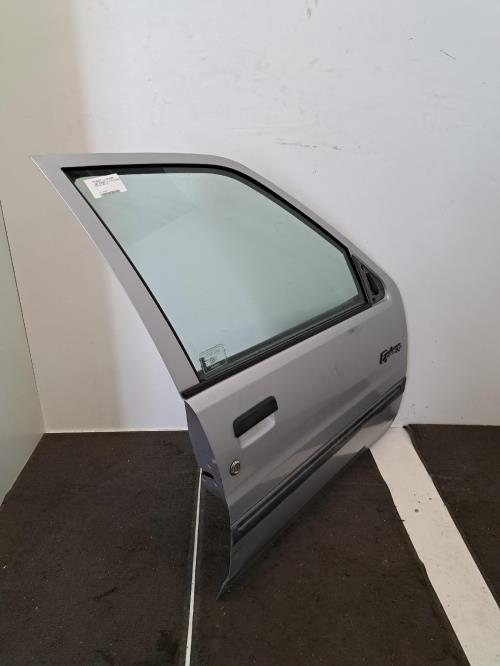 Image Porte avant droit - PEUGEOT 106