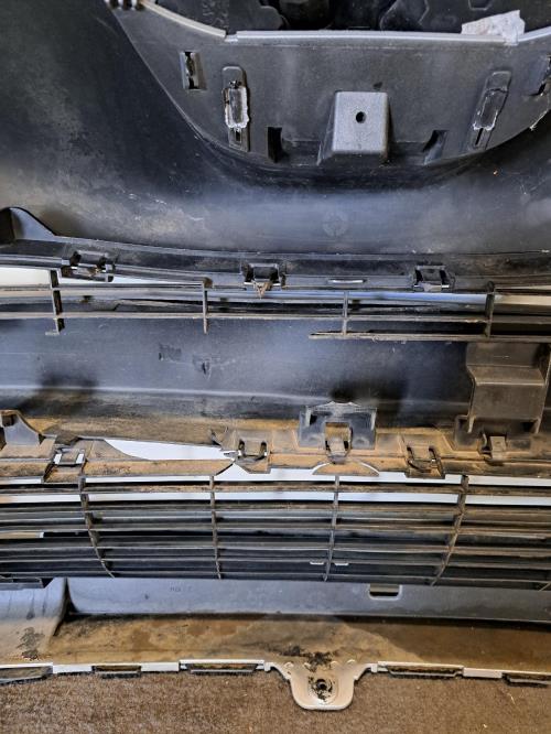 Image Pare choc avant - PEUGEOT 308 1