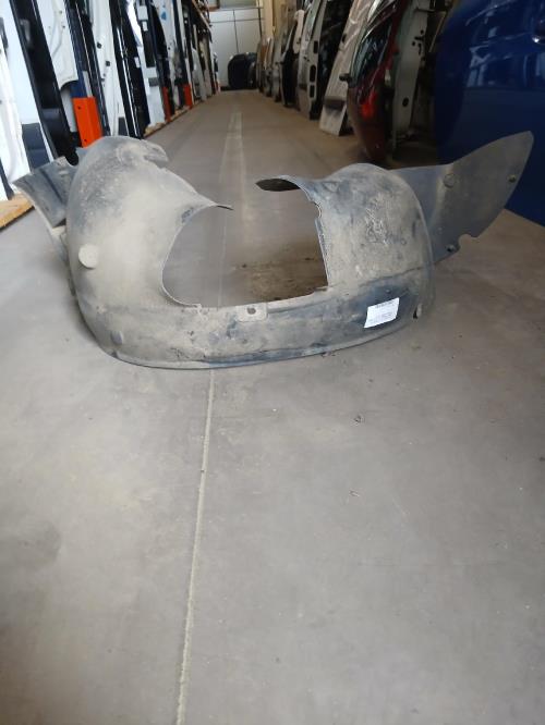 Image Pare boue avant droit - PEUGEOT 206