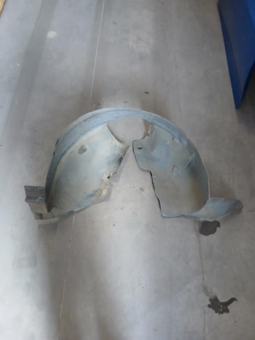 Image Pare boue avant droit - PEUGEOT 206